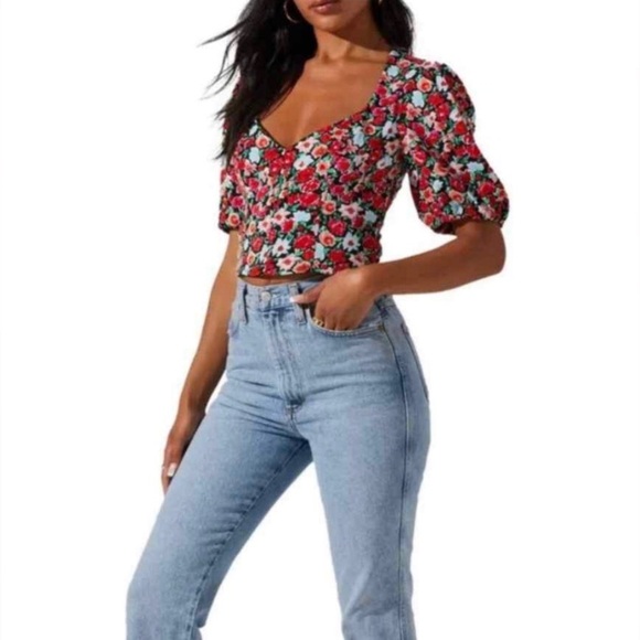 ASTR floral crop top with puff sleeve. Size S. - Picture 1 of 13